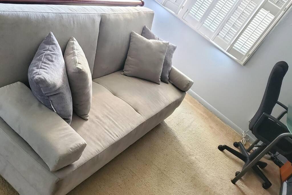 Fully Furnished, Beautiful, Spacious Two Bedroom Condo Lauderhill Exterior photo